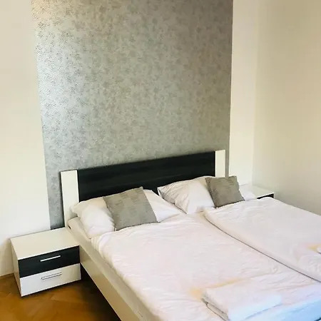 Apartment Queens 7