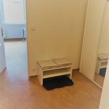 Apartment Queens 7 *
