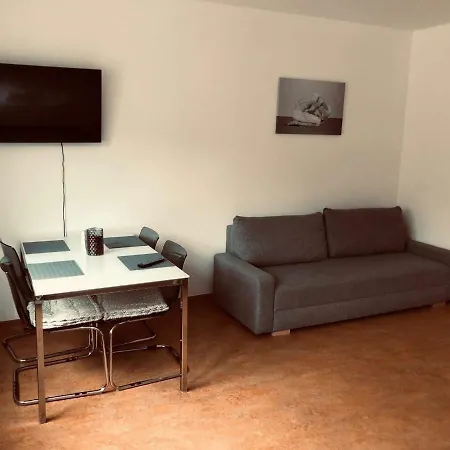 Queens 7 Apartment *